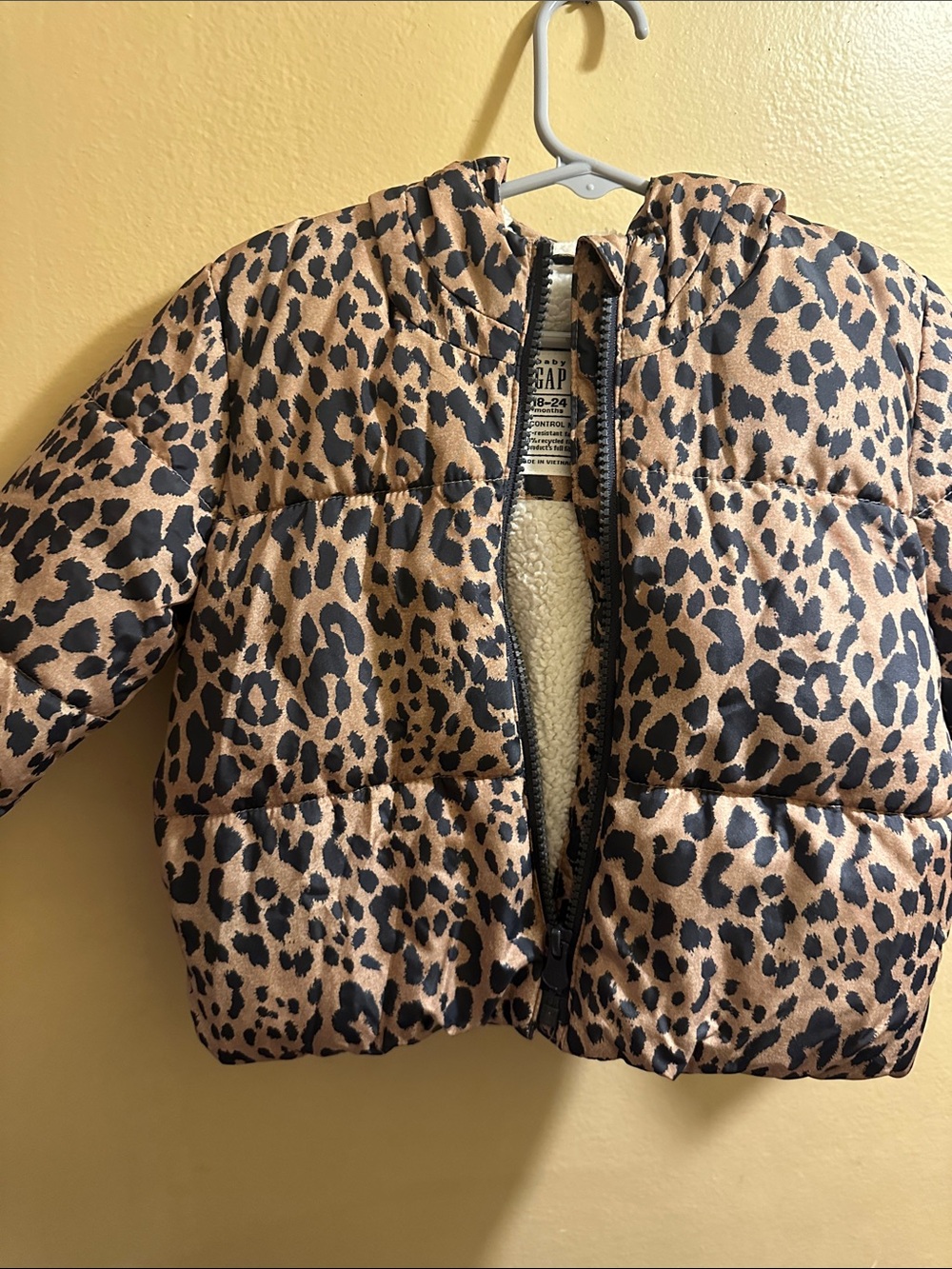 GAP Girls' Leopard Print Puffer Jacket - Tan/Black